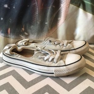 White Converse Low-top shoreline